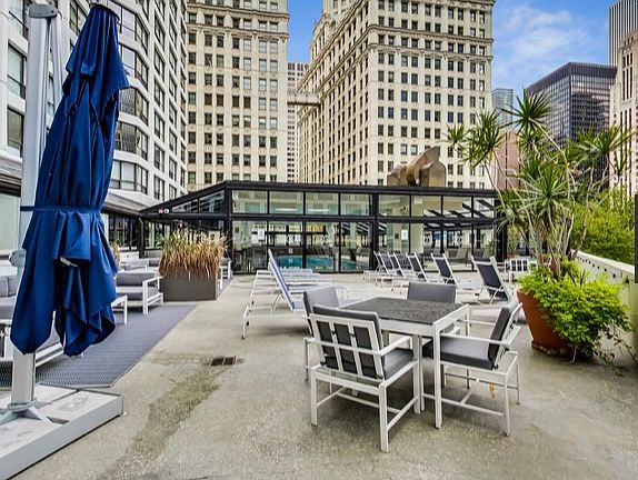 5th image of 405 N Wabash Ave Unit 1409