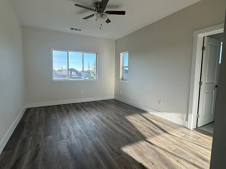 22390 Salwan Pl — Photo 24