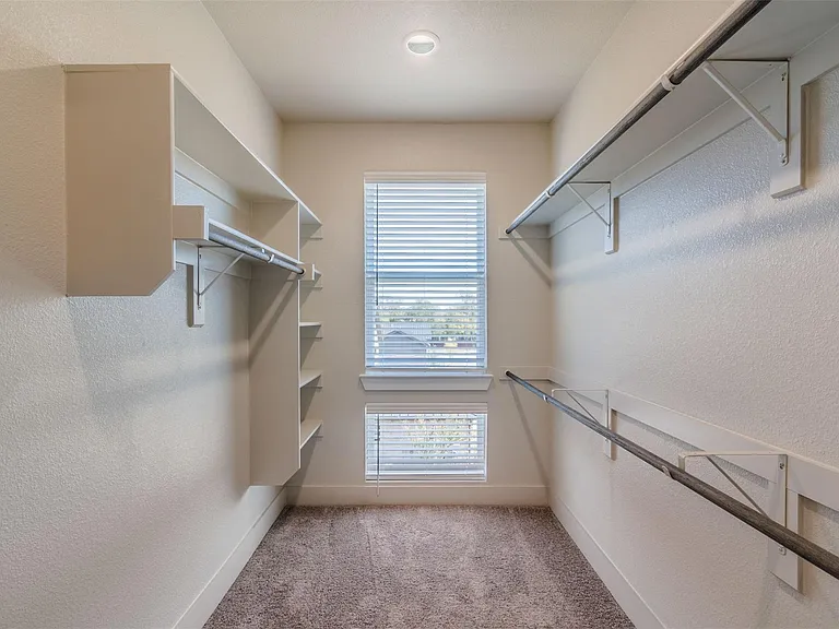 2633 La Altura Ln — Photo 10