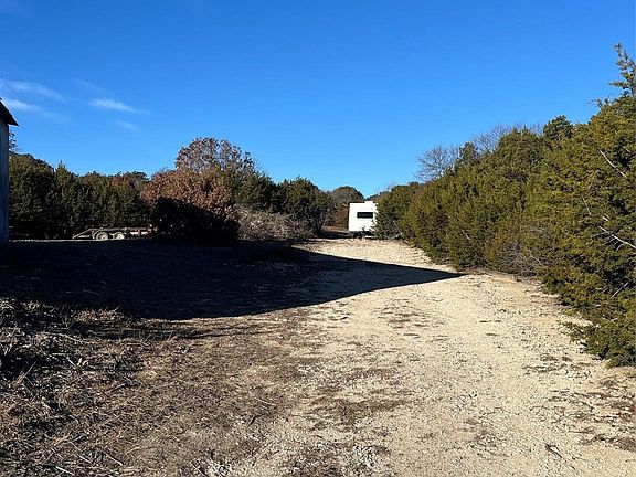 5th image of 163 Edgehill Dr