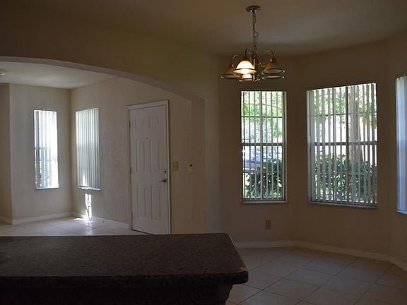 4th image of 164 SW Peacock Blvd #33101