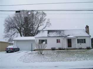 510 W Filbert St, East Rochester, NY 14445