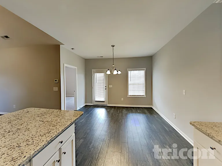 738 Mitscher Dr — Photo 5