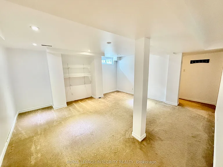 1039 Karsh Dr — Photo 29