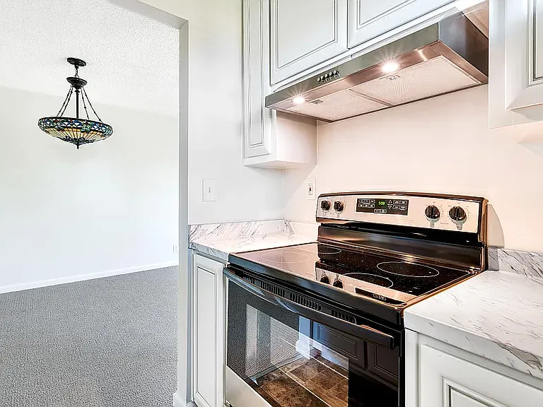 247 Bahia Pl — Photo 2