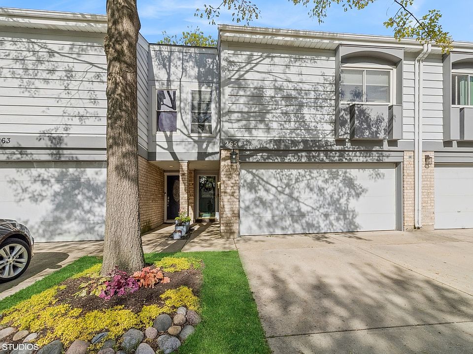 1st image of 265 Lakeshore Ln