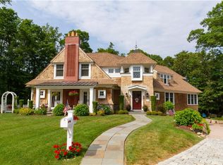 11 Oyster Cv, Westerly, RI 02891