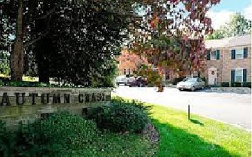 Autumn Chase Ct Entrance