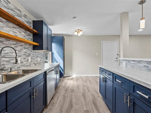 1725 Avenue O, Galveston, TX 77550