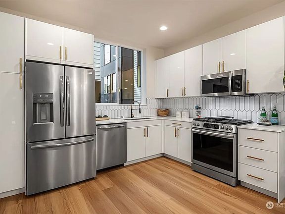 4th image of 5615 9th Ave NW