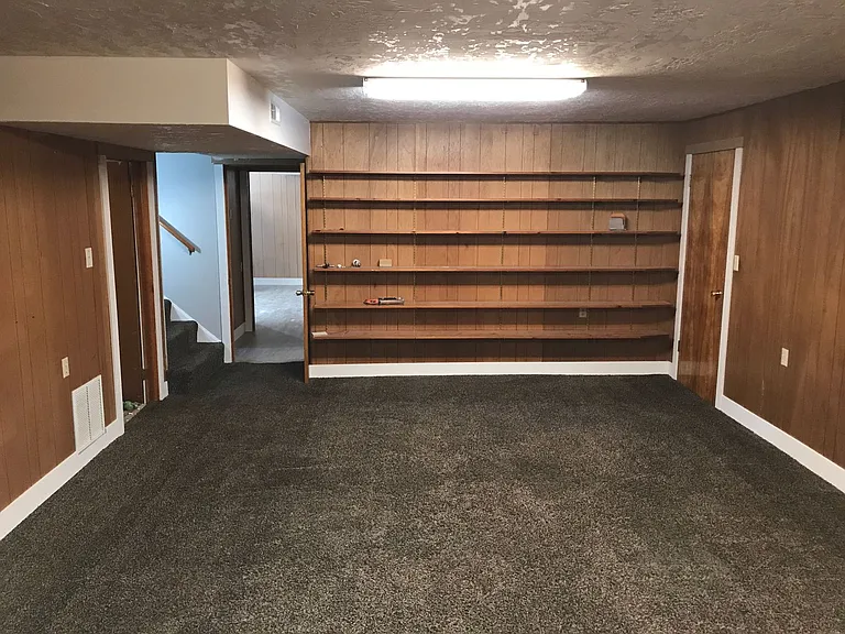 2818 S 450 W — Photo 11