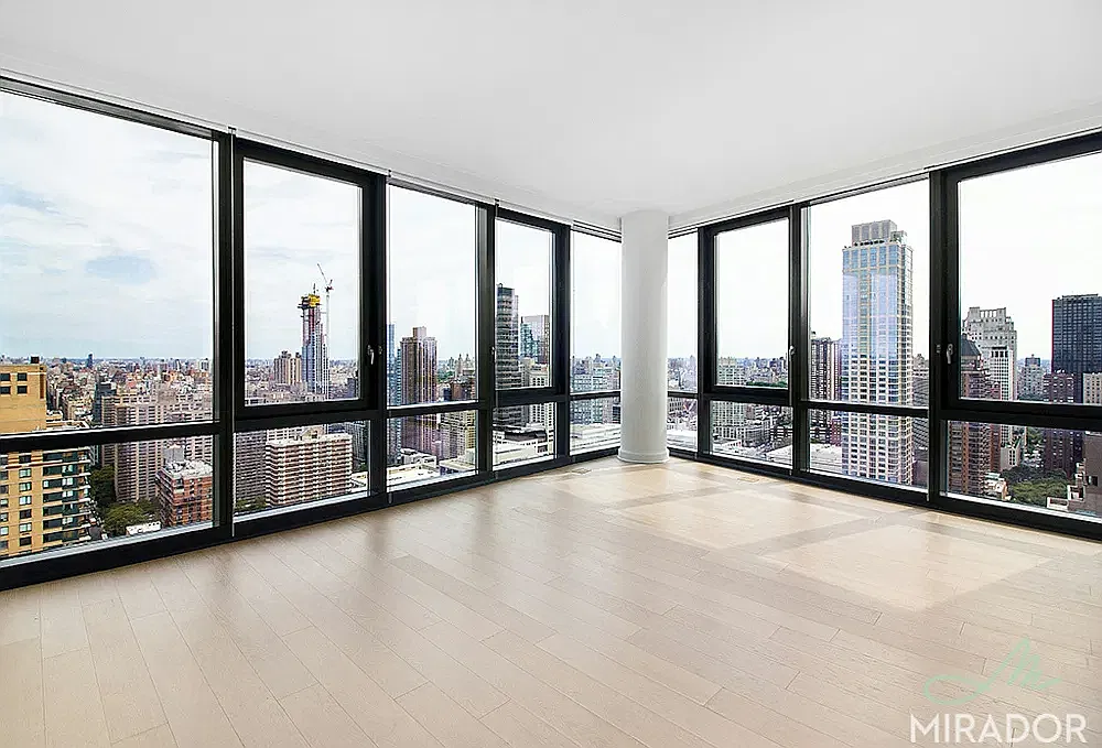 21 West End Avenue — Photo 1