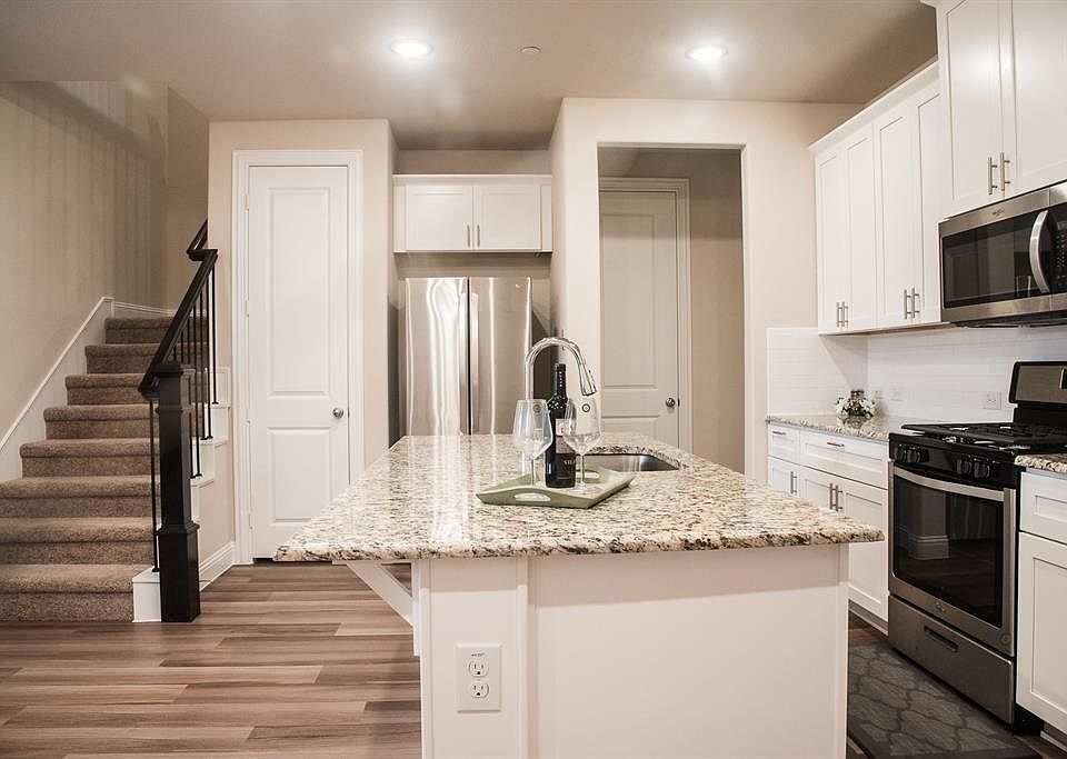 1st image of 3045 Galveston St