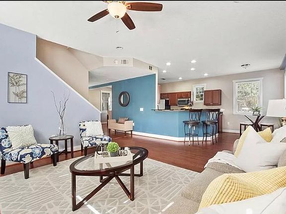 4th image of 402 E Floribraska Ave