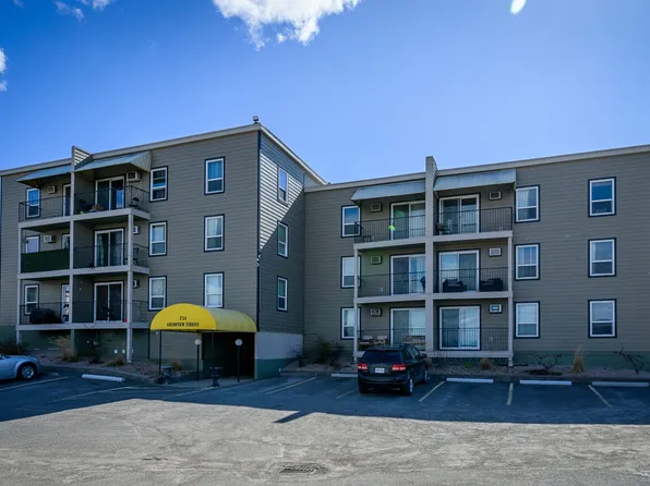 751 Grandview Ter #306, Kamloops, BC V2C 6C9