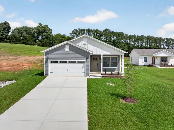 2500 River Ranch Dr, Cookeville, TN 38501