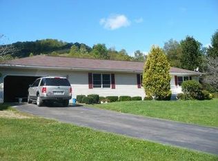 27 Mockingbird Ln, Coudersport, PA 16915