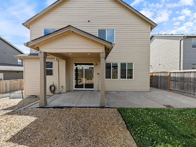 1722 N Kalapuya Pl — Photo 47