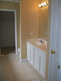 http://www.propertyboss.net/CustomerImages/SWEYER_71385/media/Properties/684%20Windsor%20Drive%20SE/
