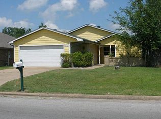 6519 Sayle St, Greenville, TX 75402