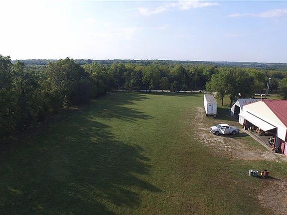 2nd image of 3387 Butler Rd