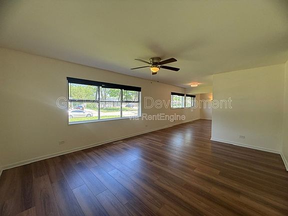 4th image of 565 Kingman Ln