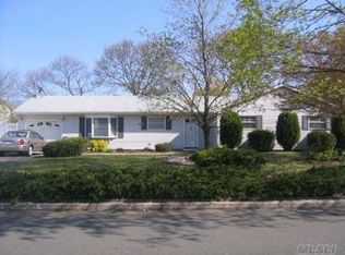 9 Marta Rd, Centereach, NY 11720