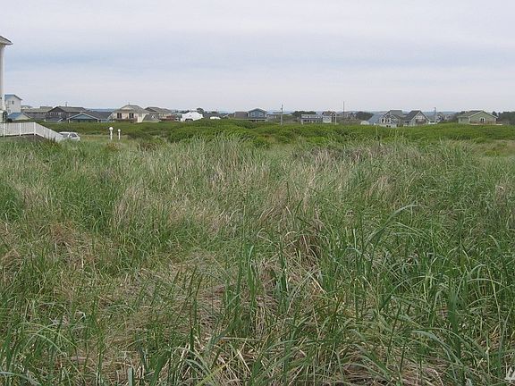 5th image of 1347 Ocean Shores Blvd SW