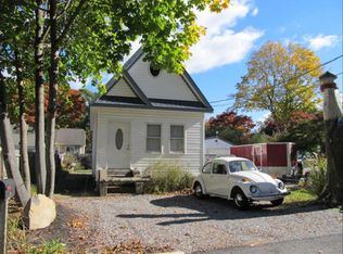 15 Van Buren St, Rocky Point, NY 11778