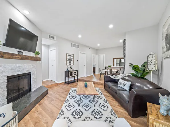 3100 Walnut Bend Ln #311, Houston, TX 77042