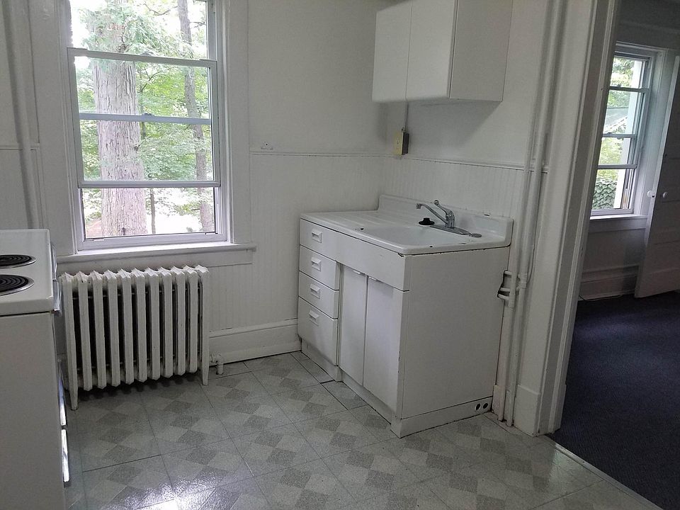 2nd image of 6717 Eastern Ave APT B