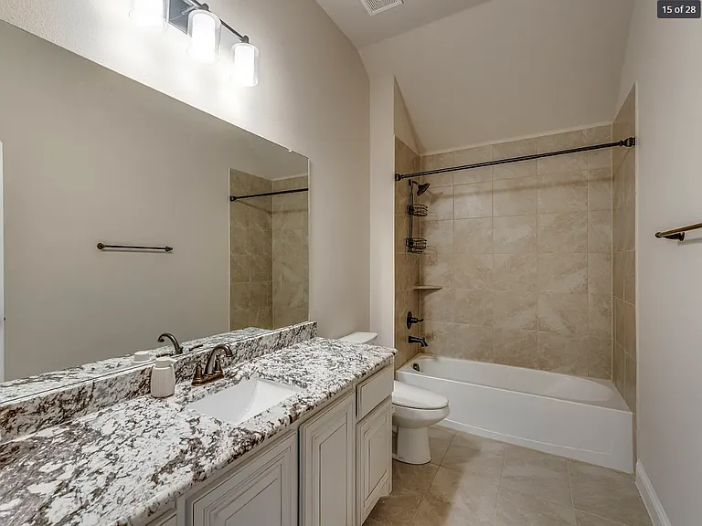 216 Nathan Dr — Photo 6