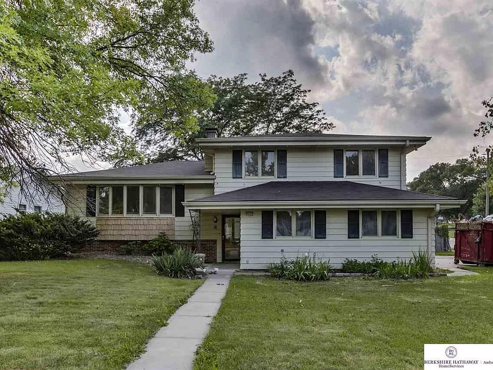 1st image of 5522 N 92nd Ave
