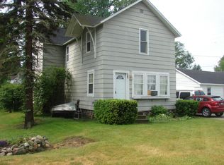 245 Pine Hill Ave, Cheboygan, MI 49721