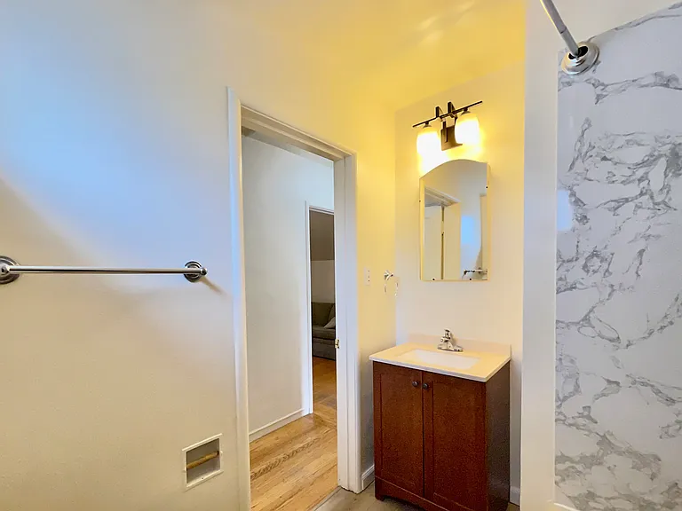 2732 Hillegass Ave #5 — Photo 9