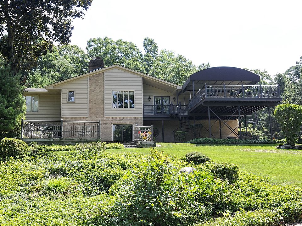 Walk out lower level