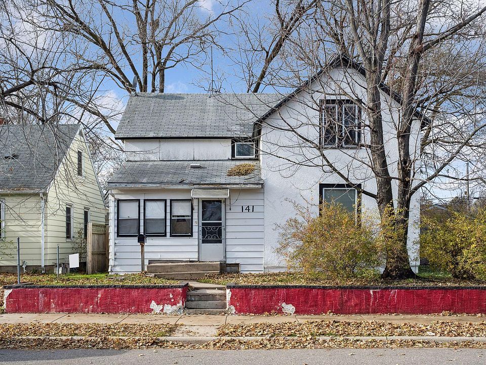 1st image of 141 26th Ave N