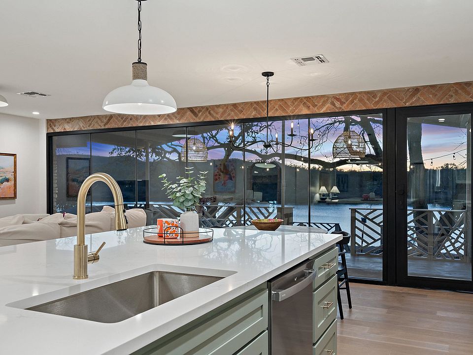 1st image of 4808 River Oaks Drive
