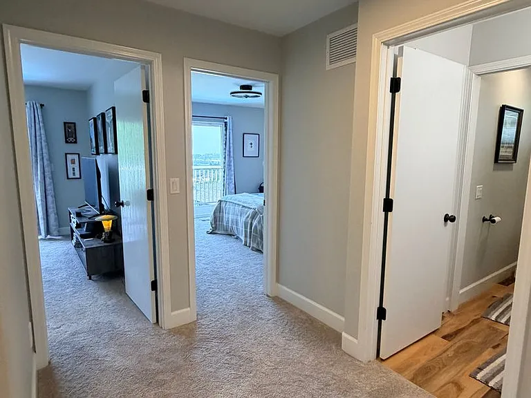 2637 Afton Pl NE — Photo 20