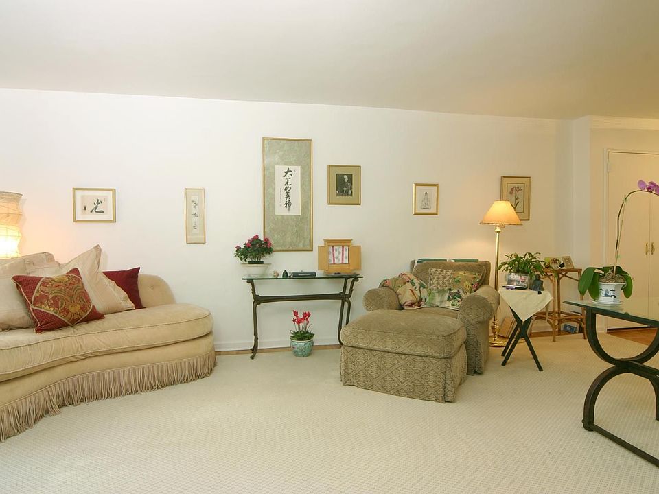 2nd image of 411 E 53rd St APT 5E