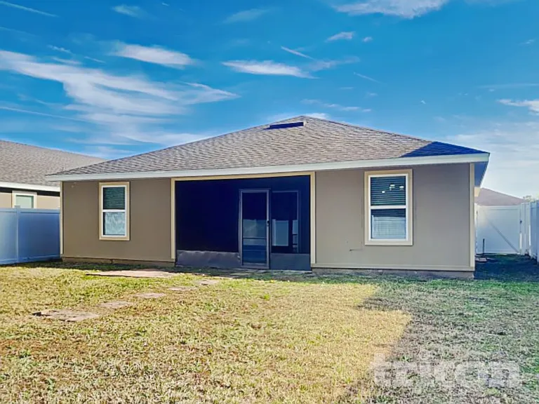 77094 Crosscut Way — Photo 16