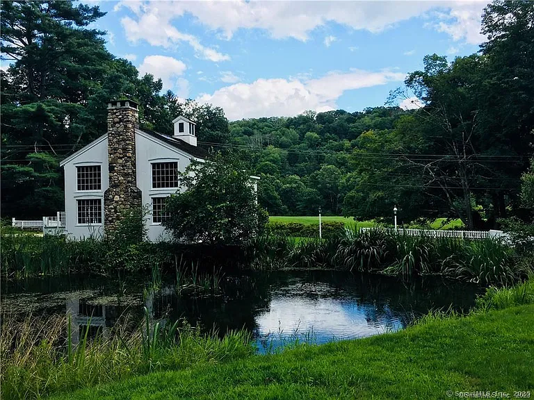 115 River Rd — Photo 21
