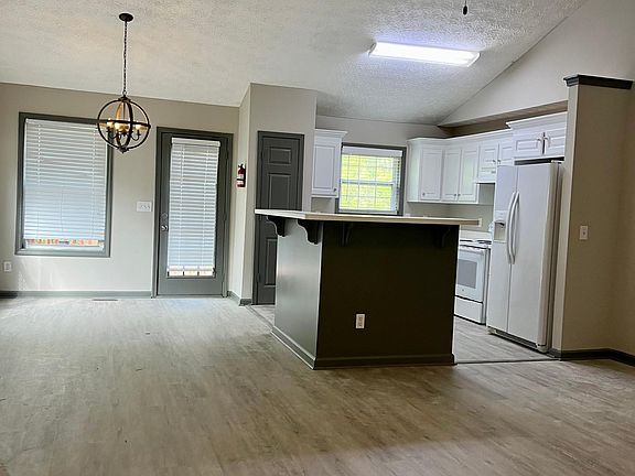 Open concept main living