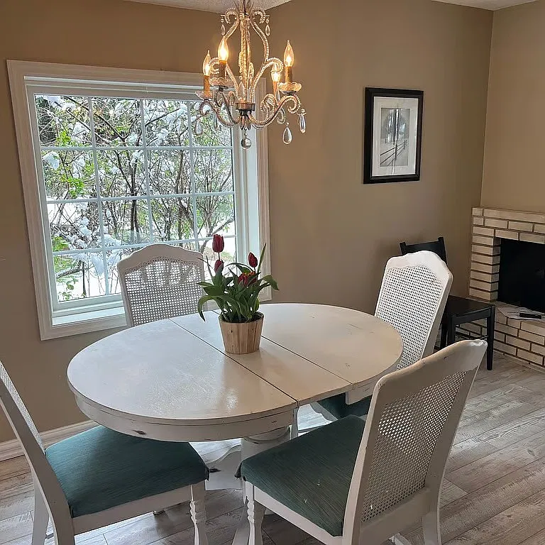 2 bed, 1250 sqft, $2,100 — Photo 3