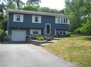 7 Seely Rd, Chester, NY 10918