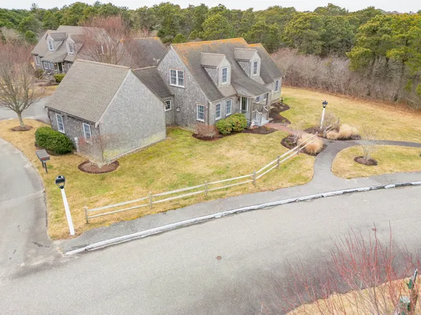 40 Sherburne Cmns #23, Nantucket, MA 02554