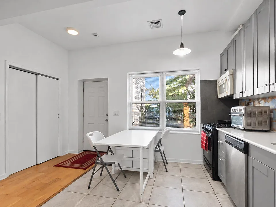 315-317 33rd St #1