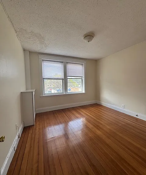 526 Cambridge St #4 — Photo 3