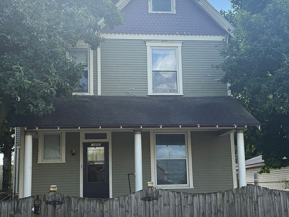 1st image of 1005 E Adams St