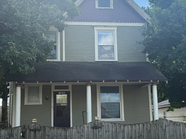 1005 E Adams St, Muncie, IN 47305